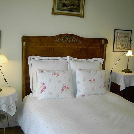 Domaine De Plisseau Bed & Breakfast Gauriac Exterior photo